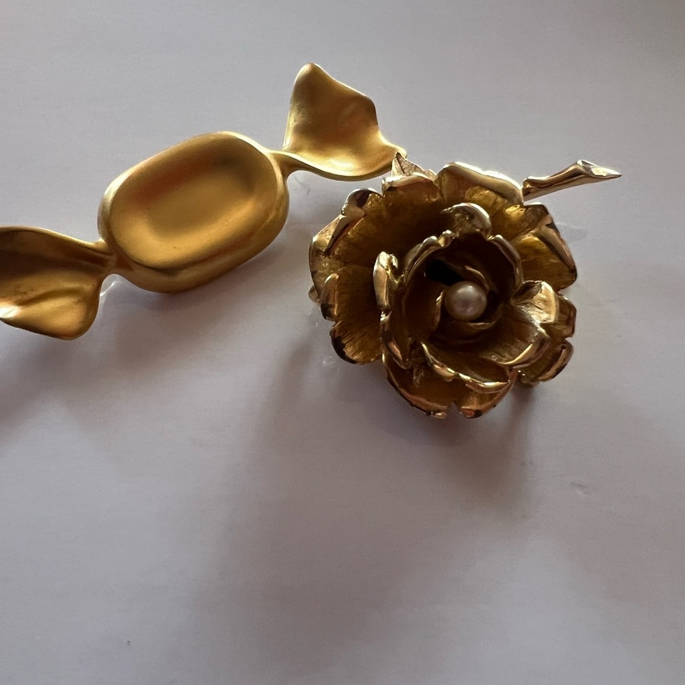 Vintage brooches, two of them signed Anne Klein and Boucher